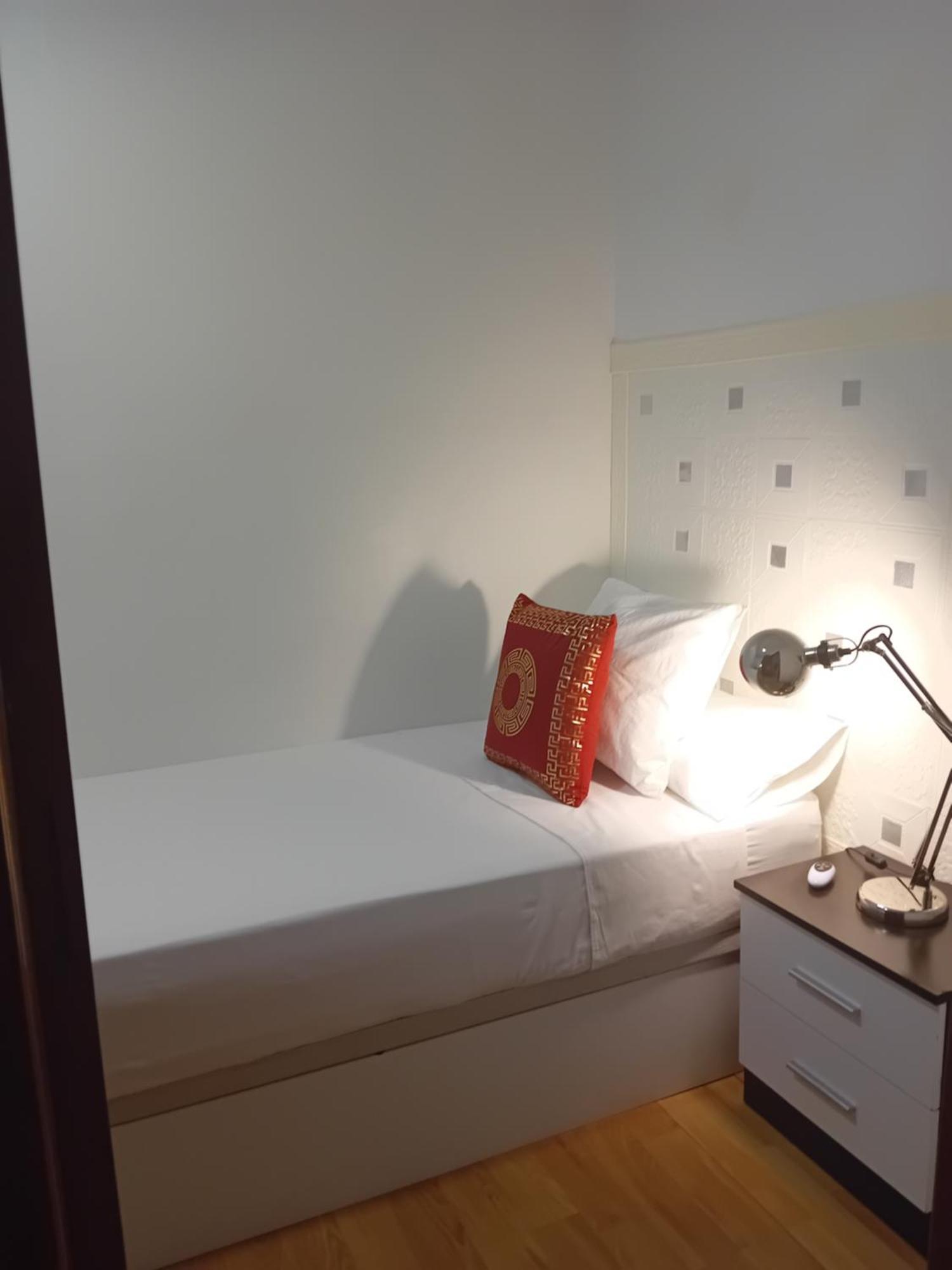 Apartamento Compartido Excelente Ubicacion El Prat de Llobregat Exterior foto