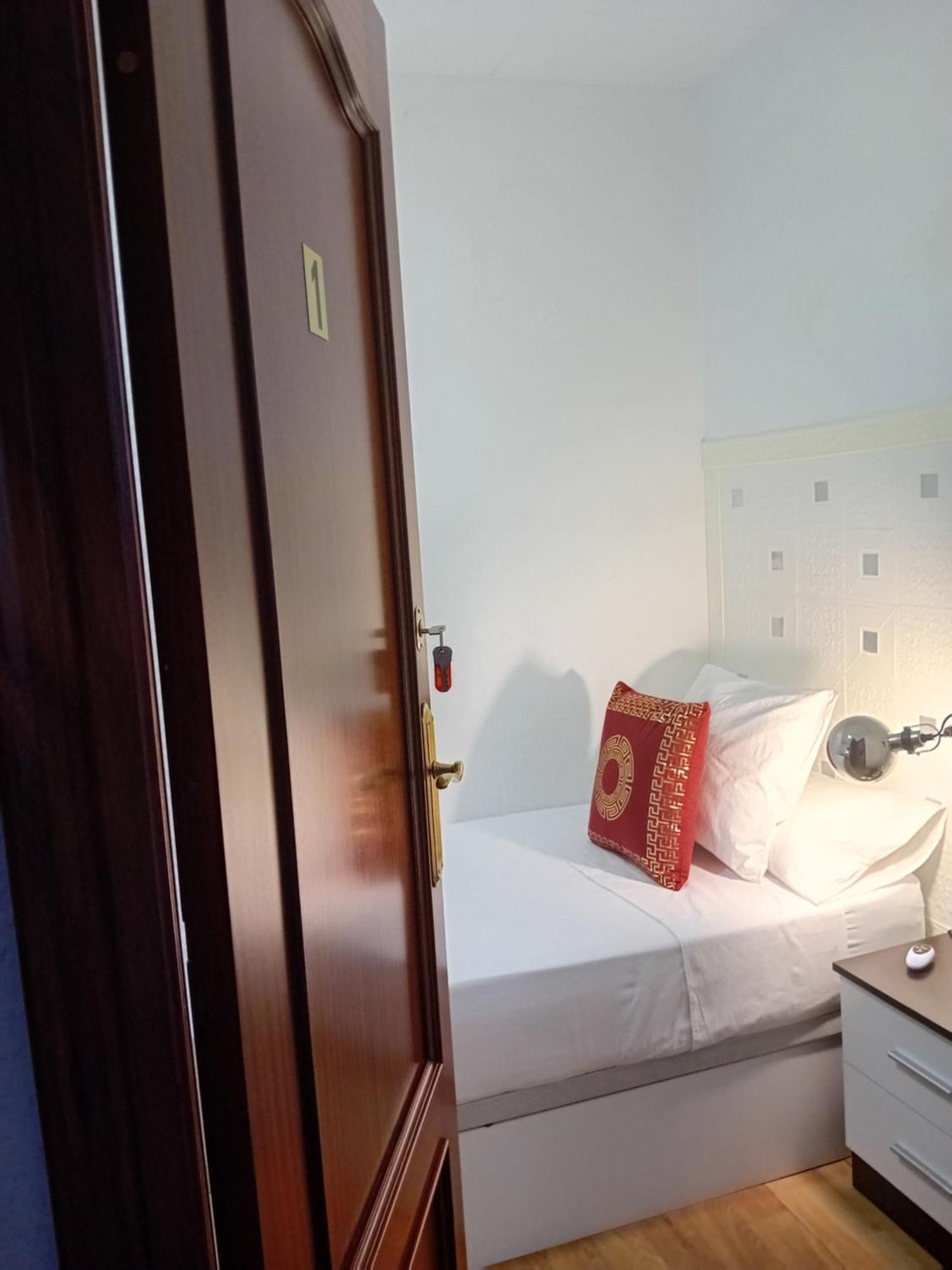 Apartamento Compartido Excelente Ubicacion El Prat de Llobregat Exterior foto
