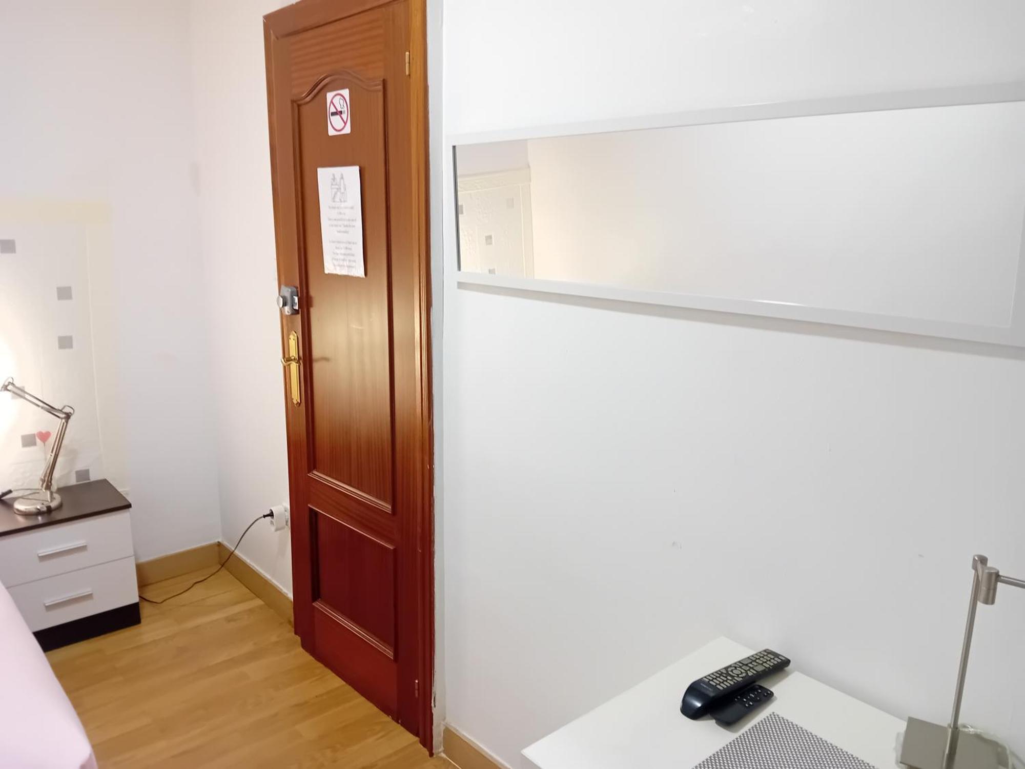 Apartamento Compartido Excelente Ubicacion El Prat de Llobregat Exterior foto