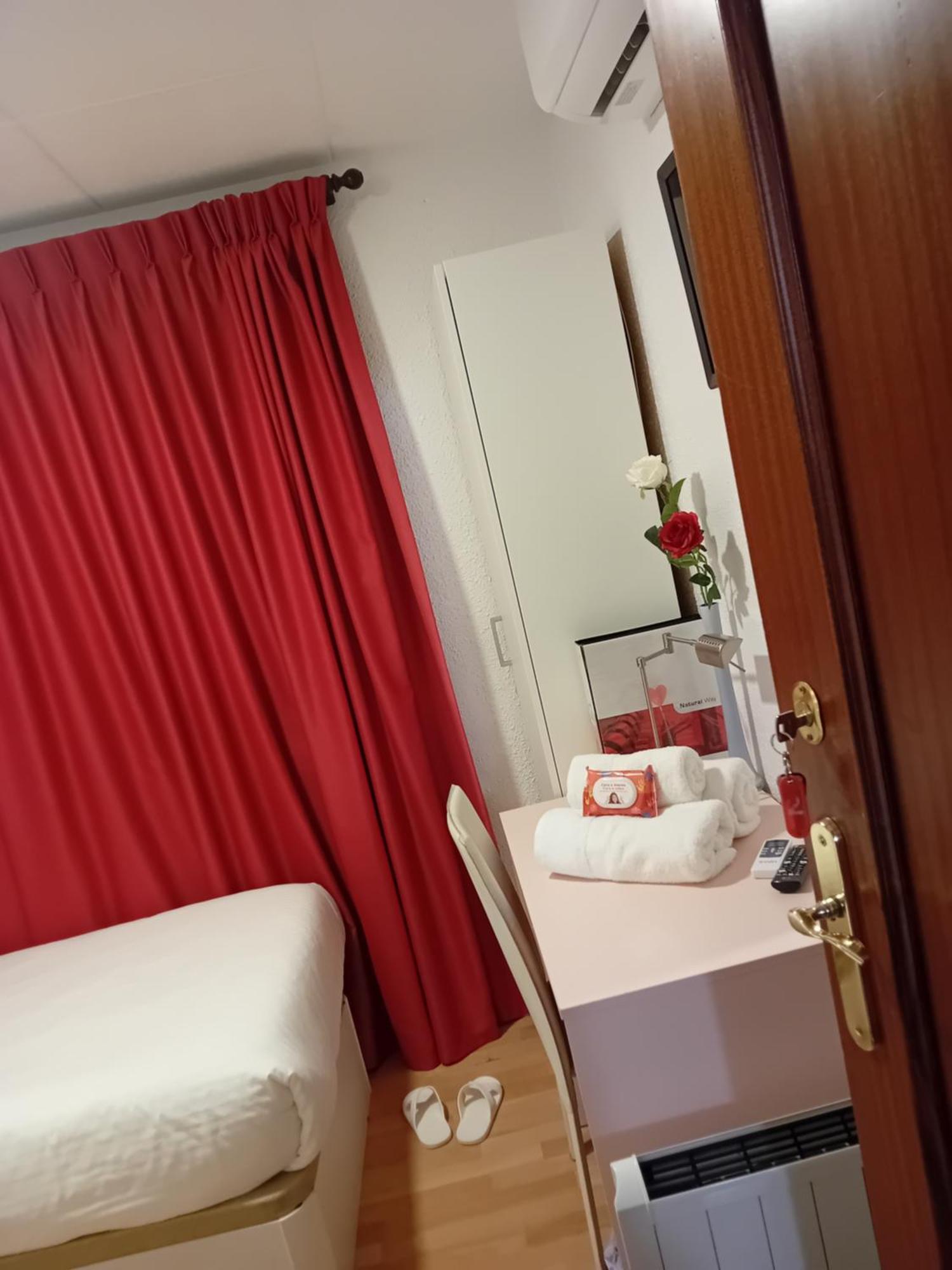 Apartamento Compartido Excelente Ubicacion El Prat de Llobregat Exterior foto